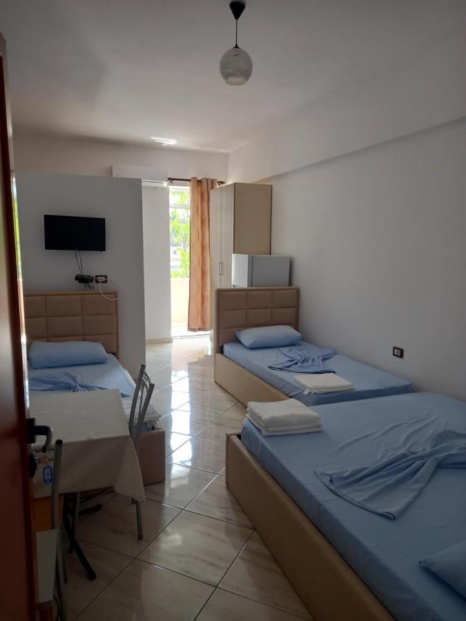Bar Restorant Hotel Altini Вльора Екстер'єр фото
